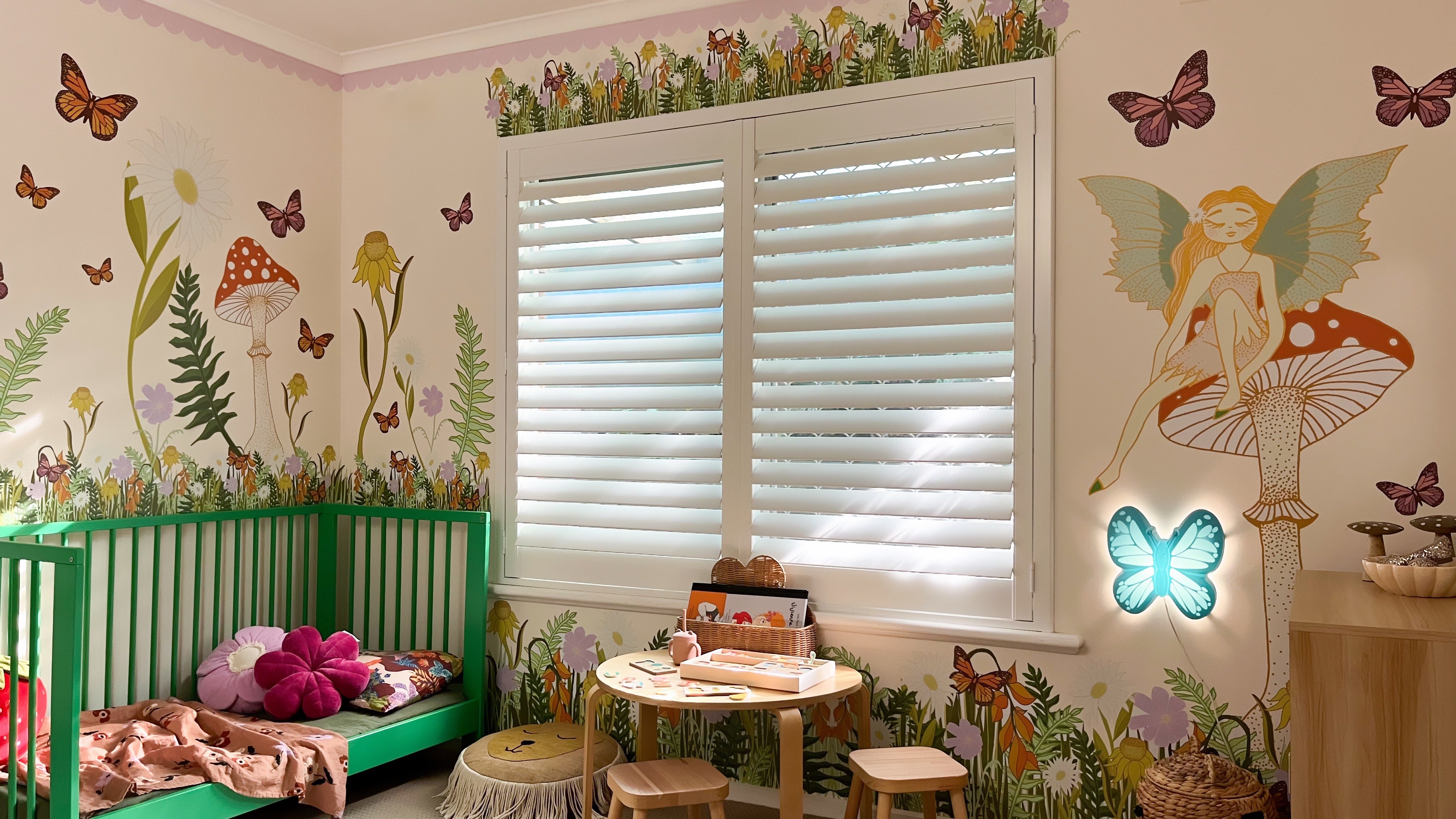 Decals Enchanted Garden Bedroom Makeover Pack