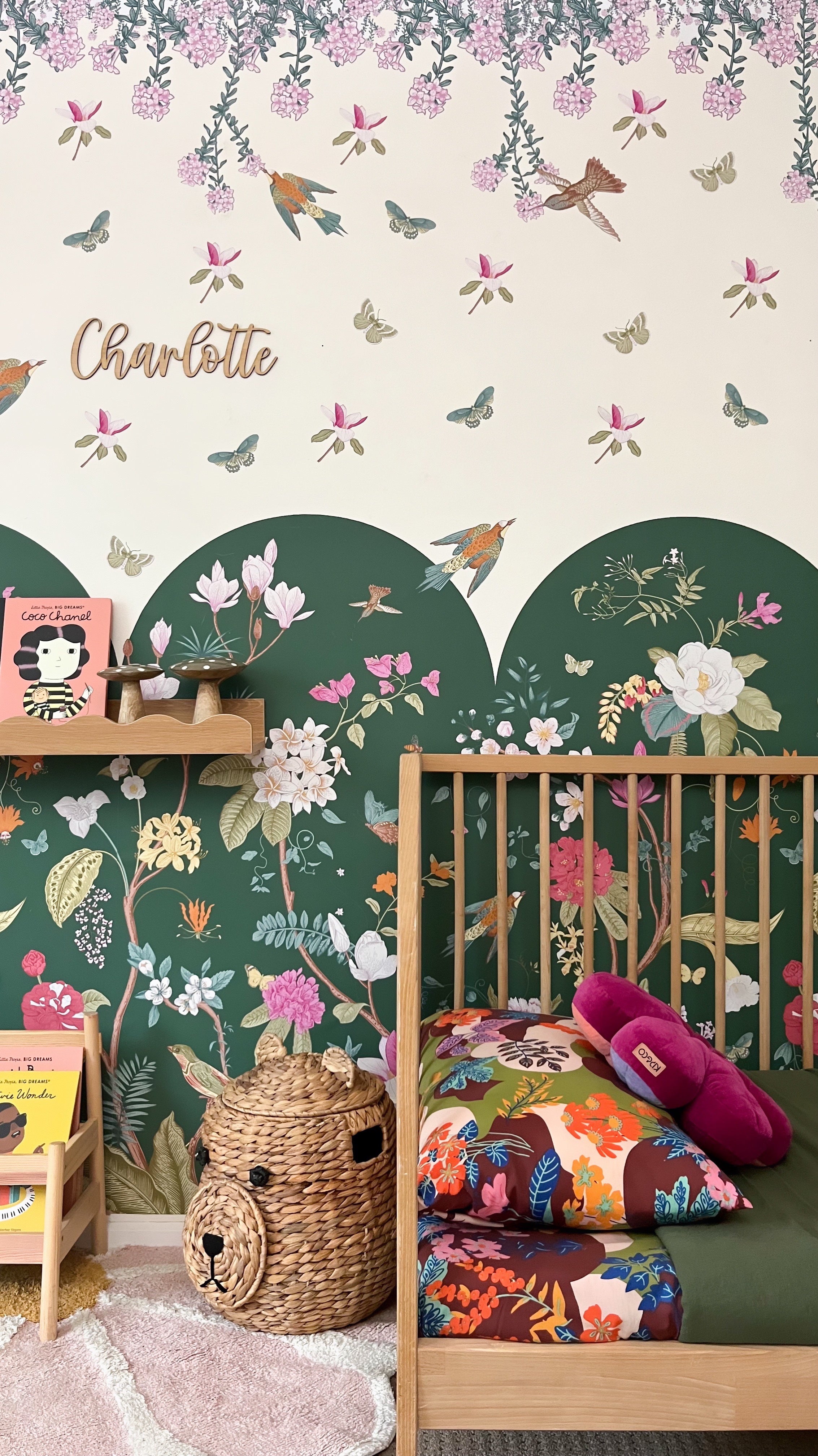 Decals Bloom Flower Border - Birds & Butterflies