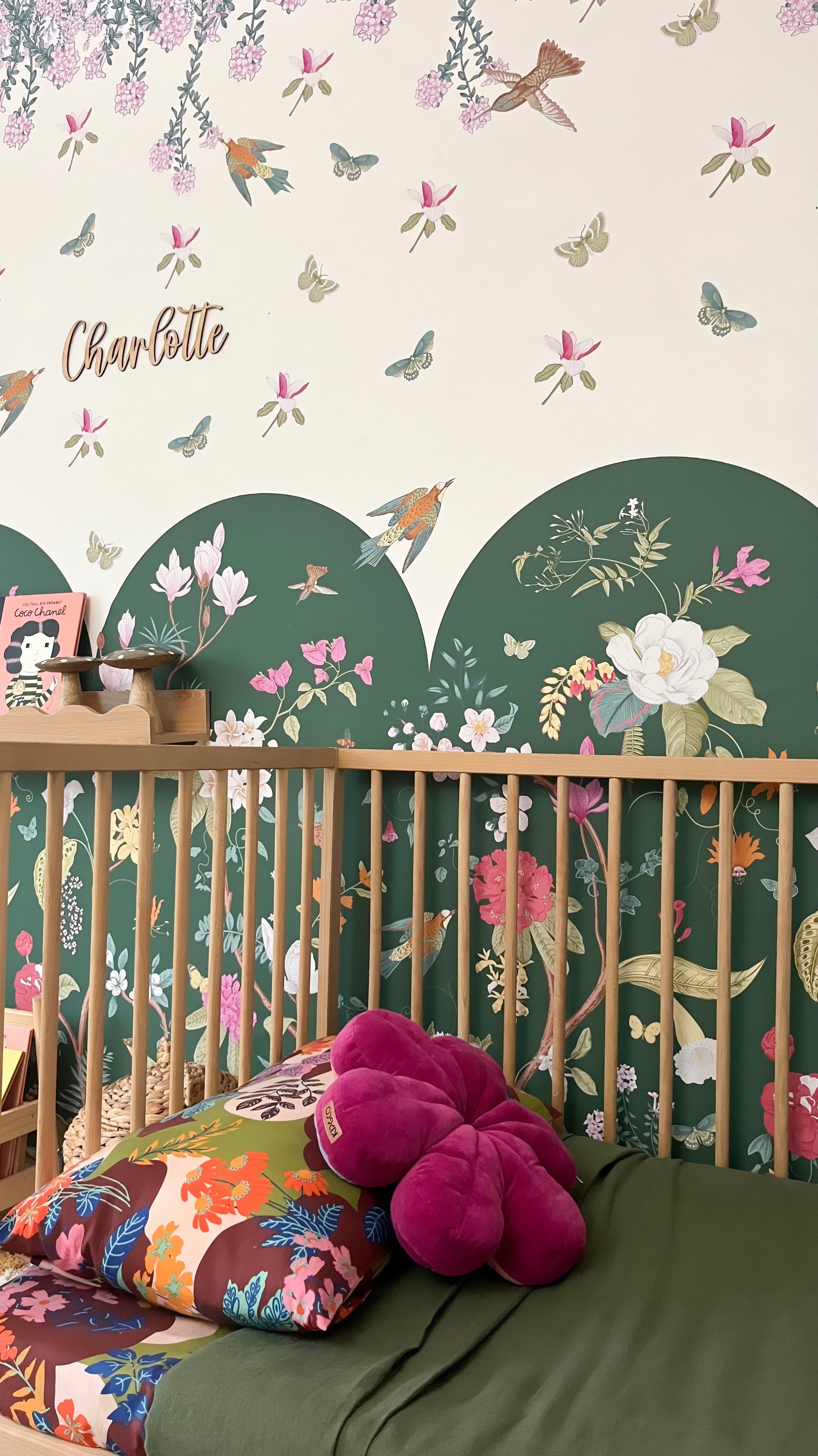 Decals Bloom Flower Border - Birds & Butterflies