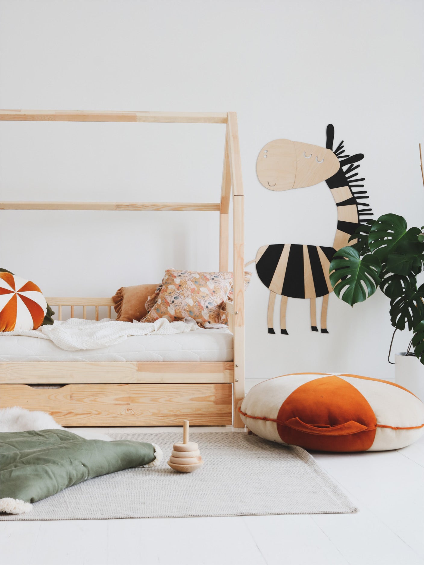Wooden Safari Origami Wall Decoration - Zebra