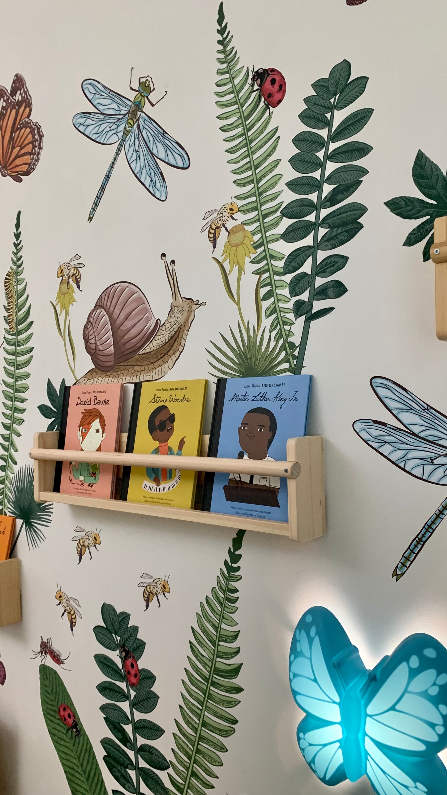 Decals - A Bugs World
