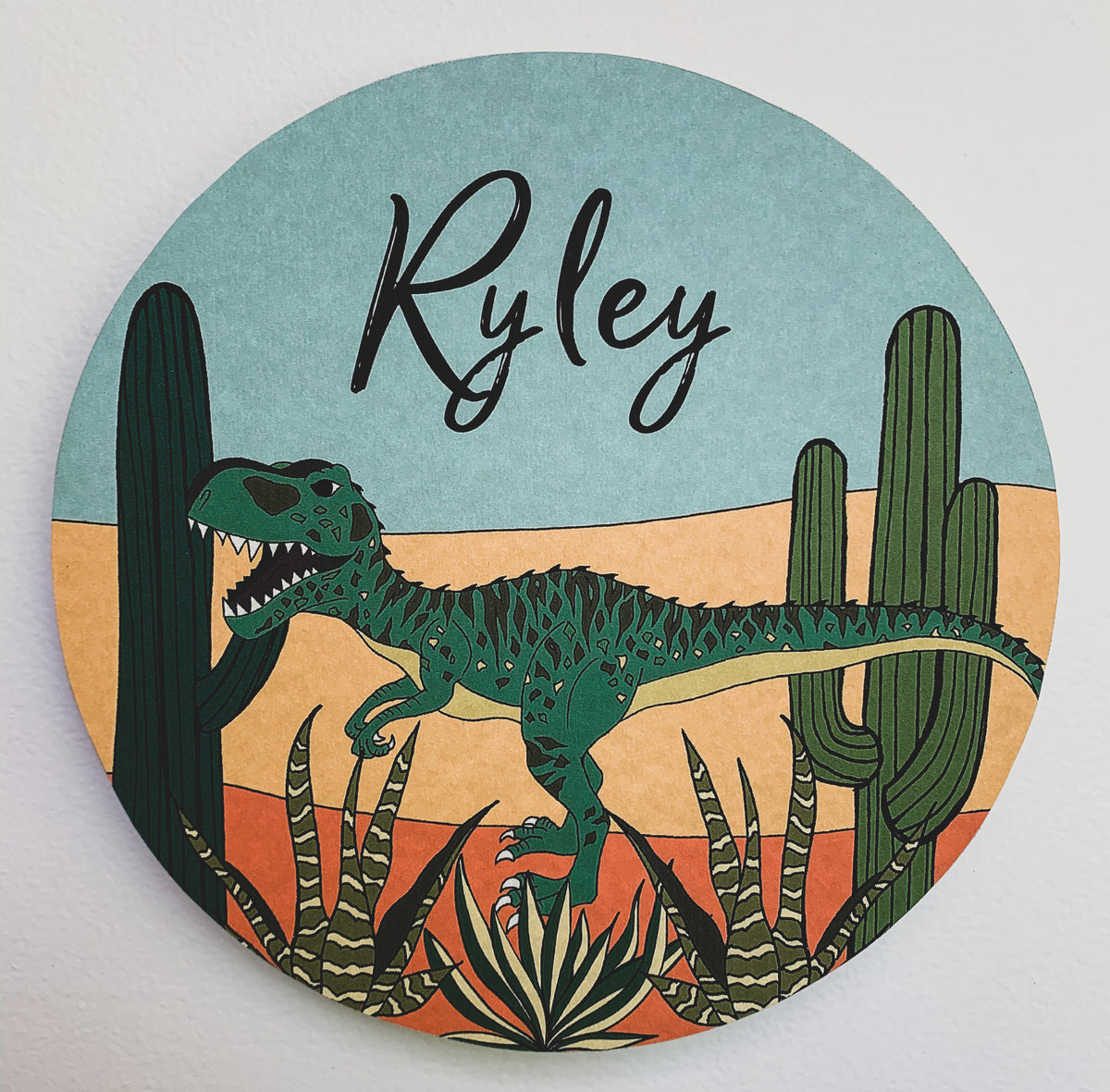 Personalised Wooden Dinosaur Plaque - Giganotosaurus – Dino Raw